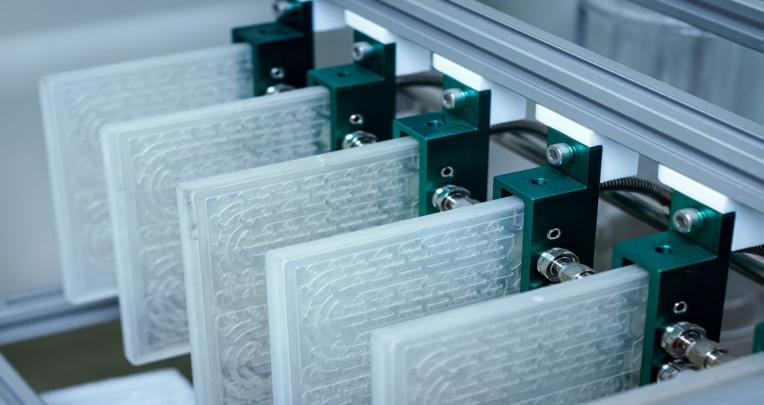 Continuous chemical microreactor series